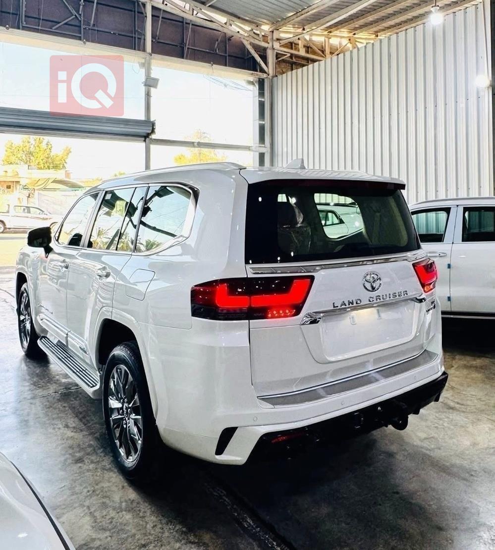 تويوتا لاندكروزر